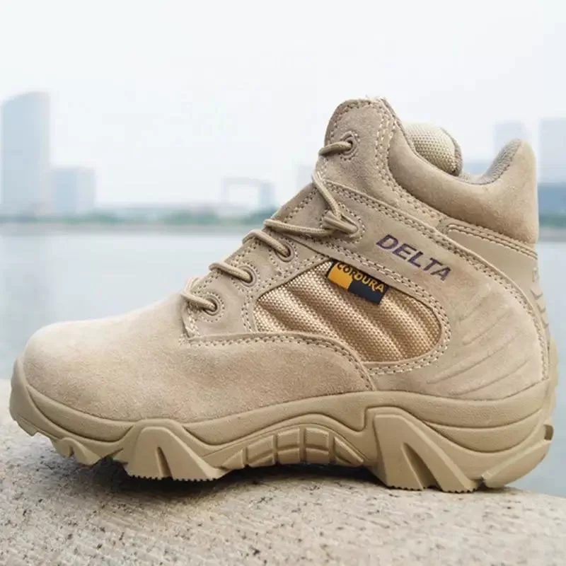 chaussure-militaire-modele-moderne-456.jpg - Mon equipement militaire