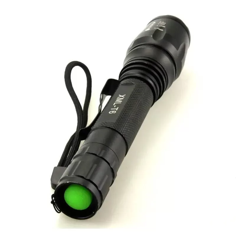 lampe-torche-militaire-xml-t6-230.jpg - Mon equipement militaire